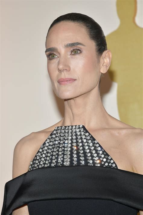 jennifer connelly red carpet.